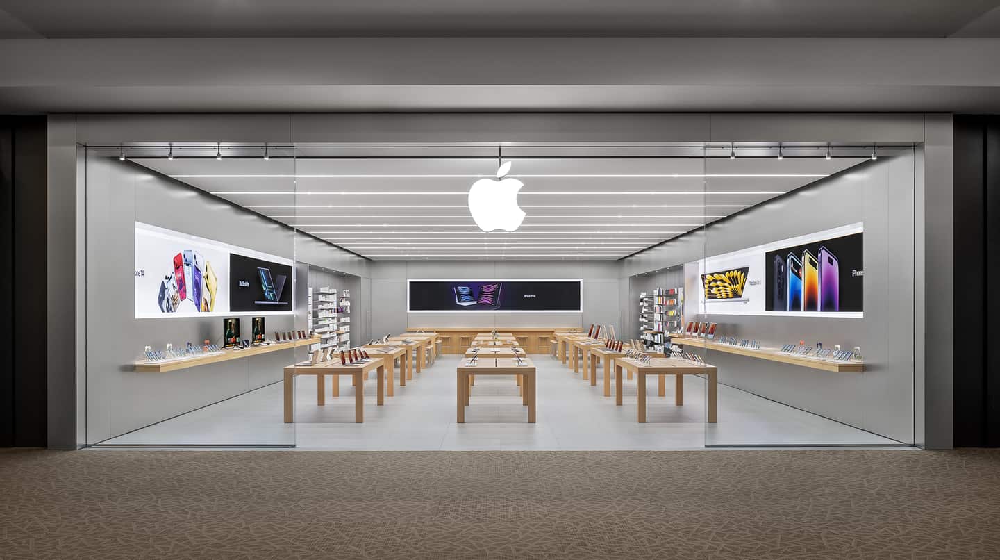 Apple Storefronts